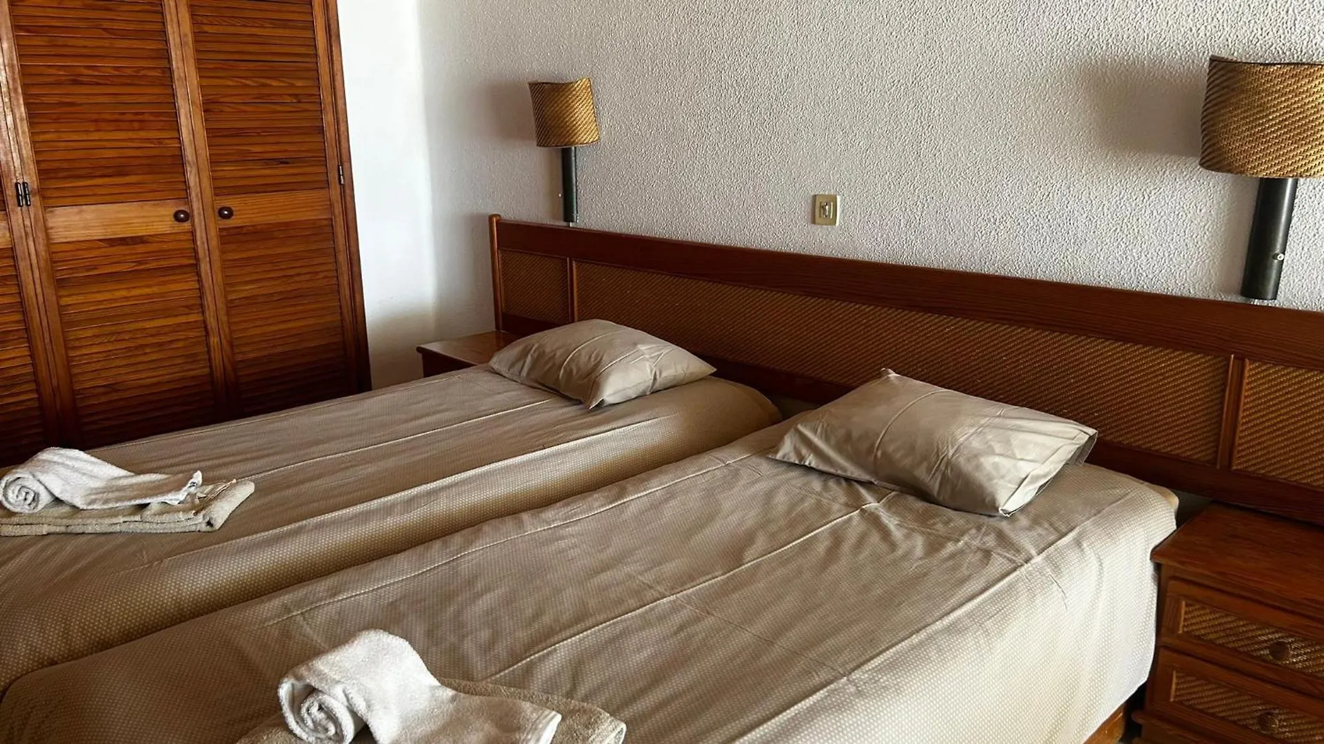 Albufeira, Ocean Terrace Apartman